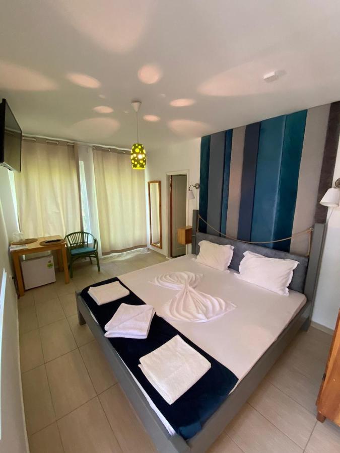 Sea&Sky Villa 科斯蒂内什蒂 外观 照片