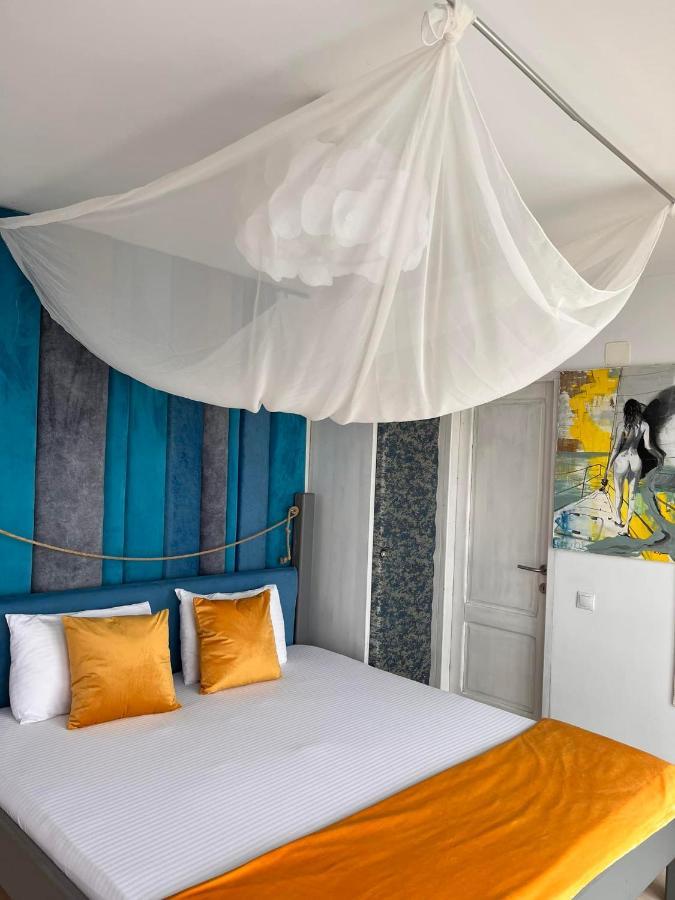 Sea&Sky Villa 科斯蒂内什蒂 外观 照片