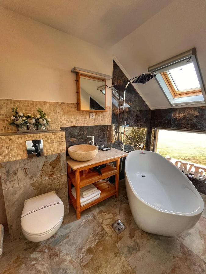 Sea&Sky Villa 科斯蒂内什蒂 外观 照片