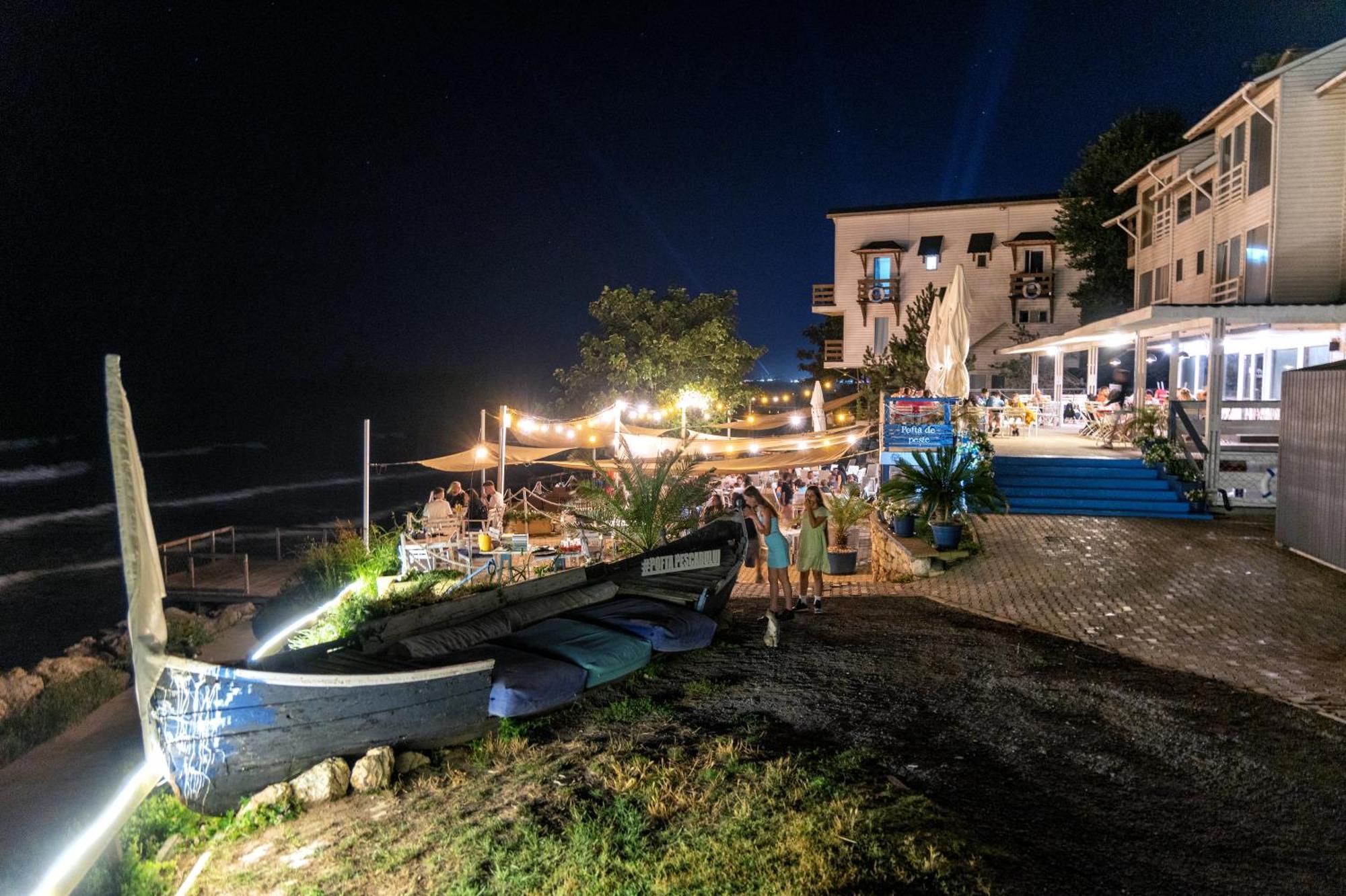 Sea&Sky Villa 科斯蒂内什蒂 外观 照片